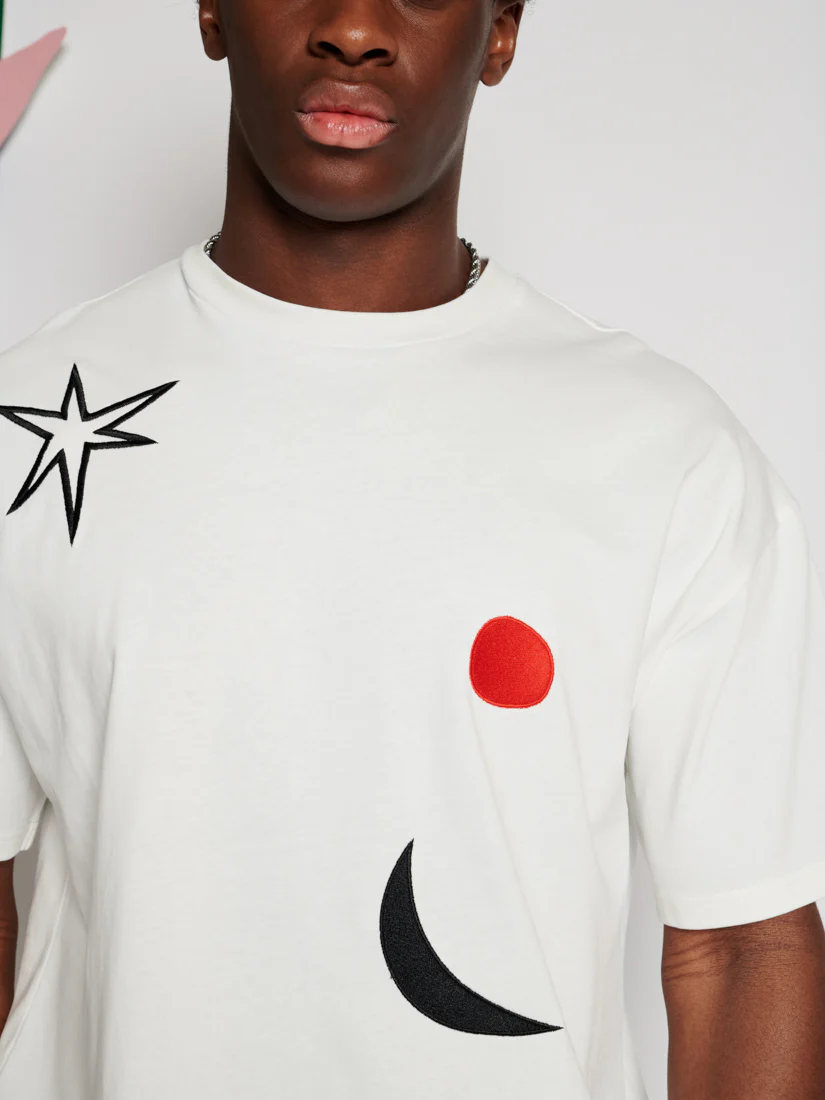 Étienne Embroidery T-shirt - Image 8