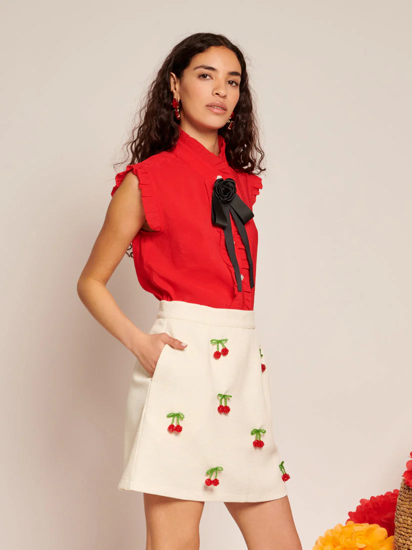 Passion Sleeveless Blouse - Image 2
